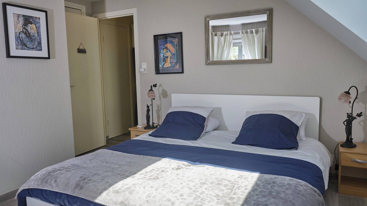 Plougoulm House | Family Room - Bed and Breakfast - Santec - Britain