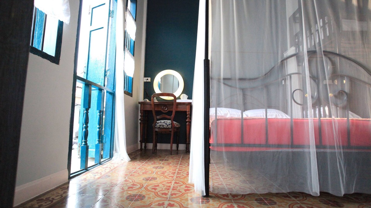 Talat Phlu Bed & Breakfast | Family room in OLD TOWN "Talat Phlu"