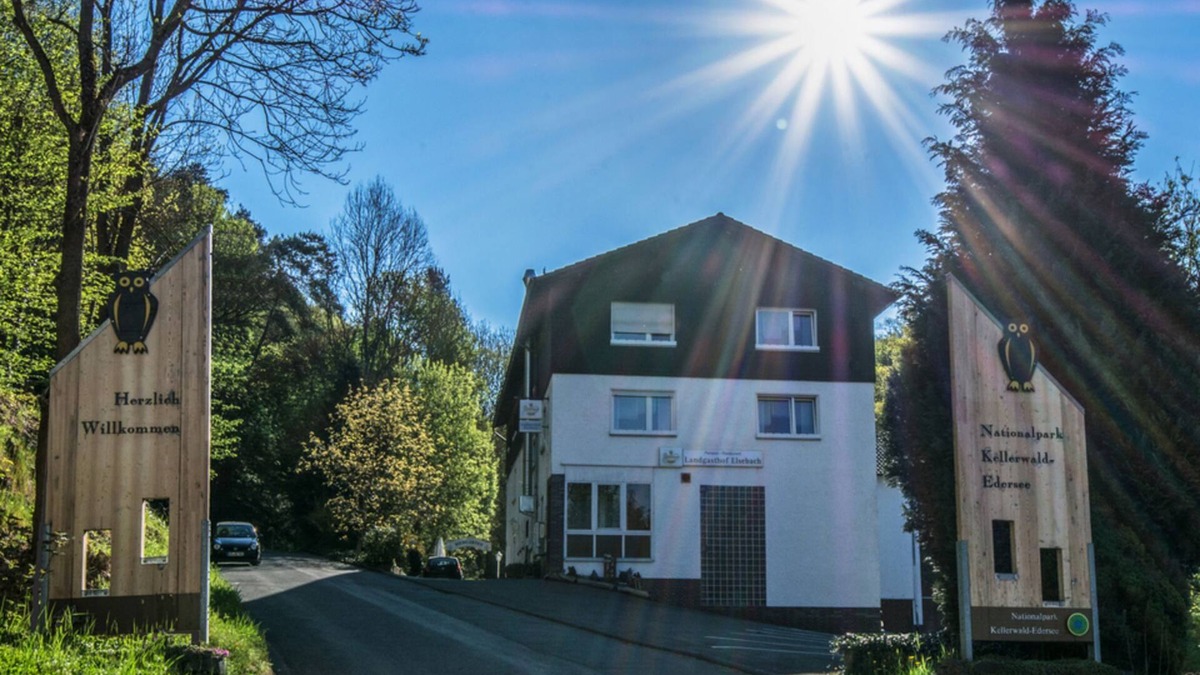 Schmittlotheim Cottage | Family room - Landgasthof Elsebach