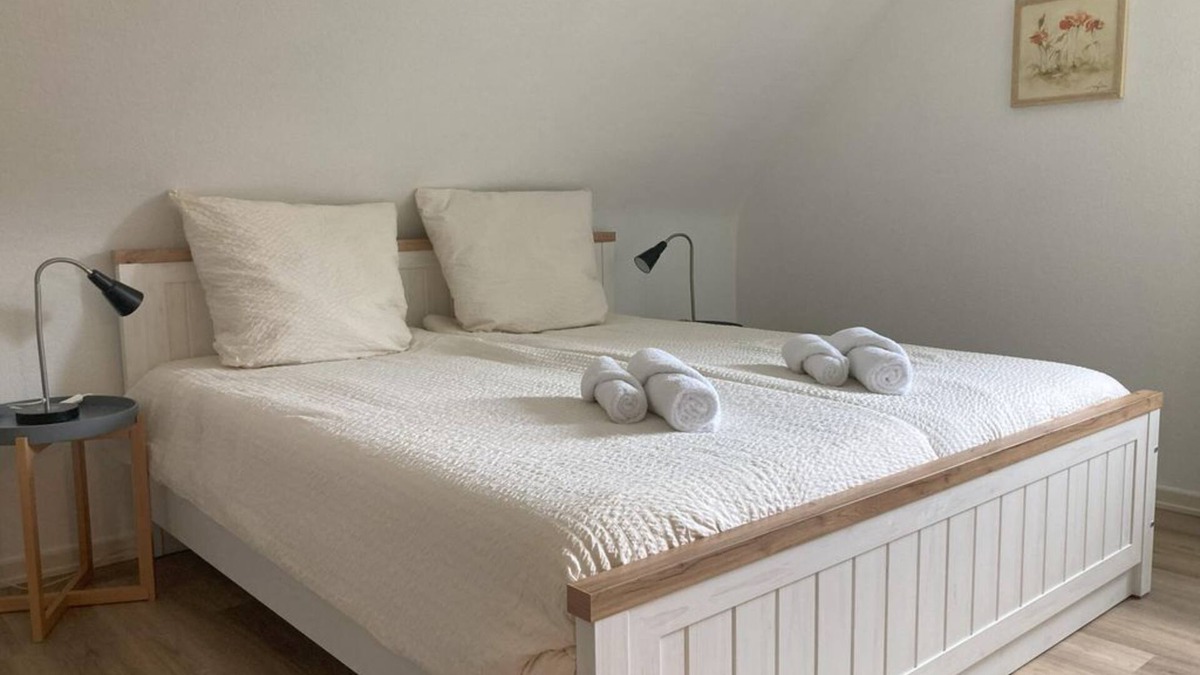 Kirn Apartment | Family room, shower, WC, 2 bedrooms - Holiday home in the orchard