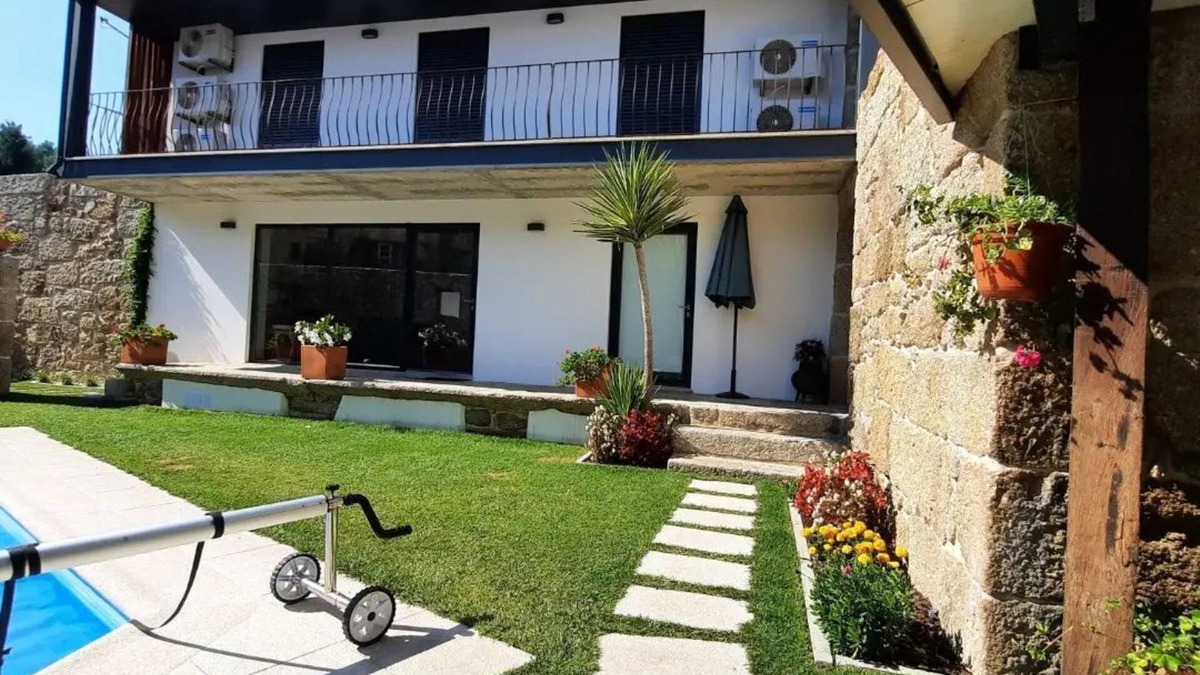 Viseu Cottage | Family-run rural tourism house with swimming pool, Wi-Fi and air conditioning