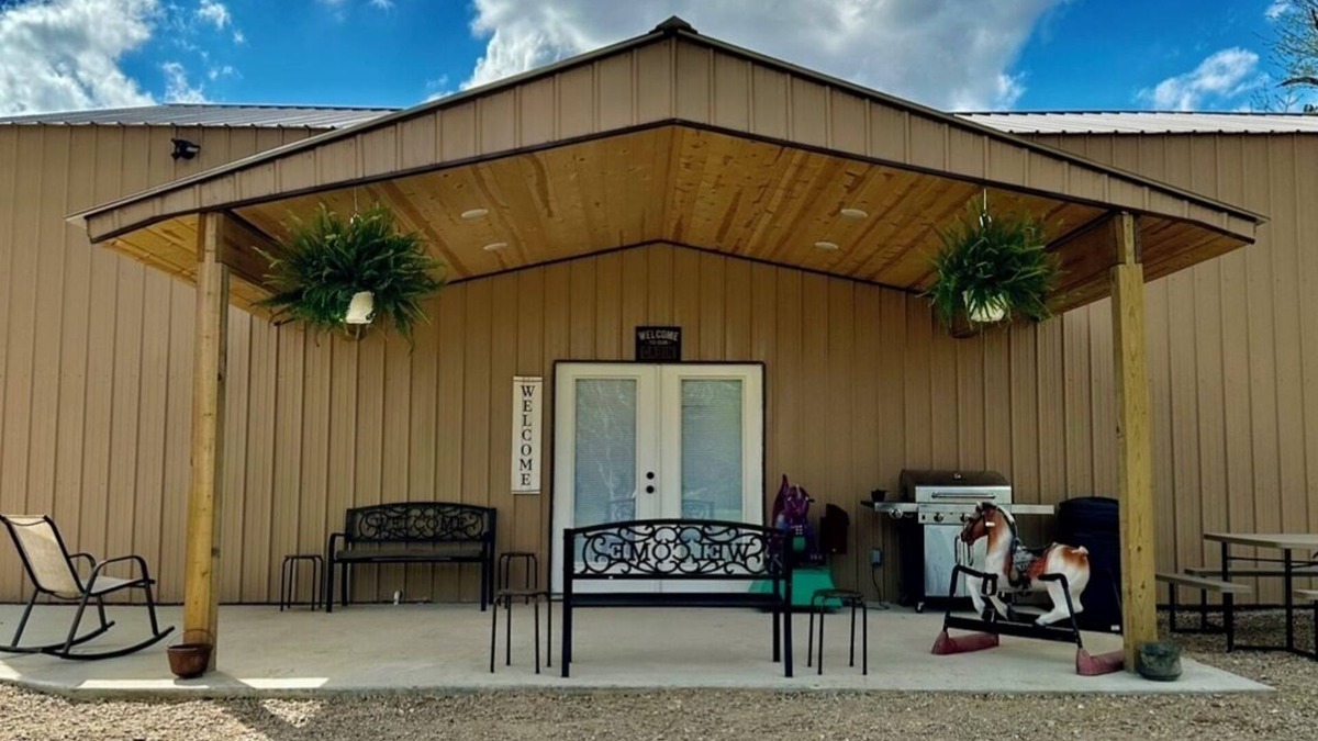 Grandin House | Family sized barndominium. Sleeps up to 10 comfortably.