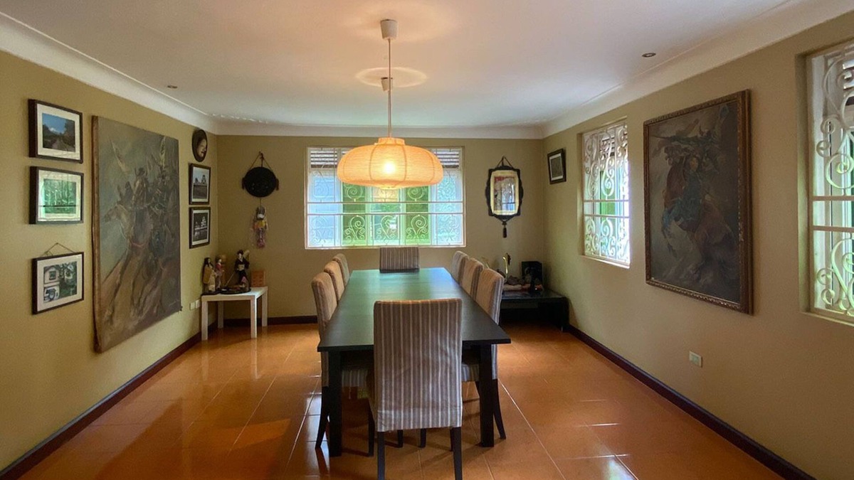 Ntinda Villa | Family-sized unique private villa w/an office & kitchen, super close to the city