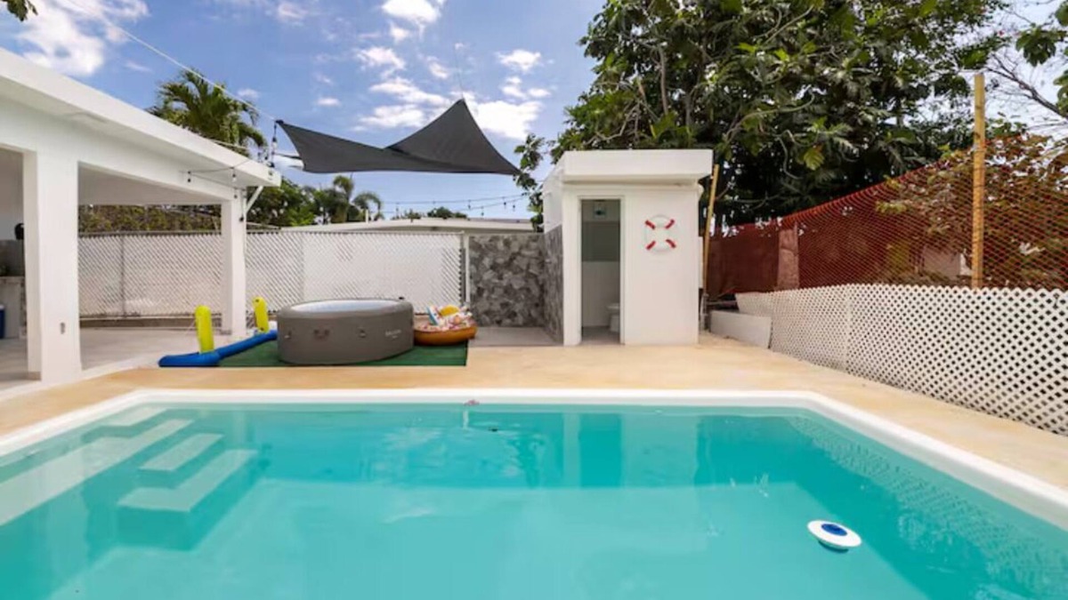 Jobos House | Family Southern Getaway Private Pool & Jacuzzi