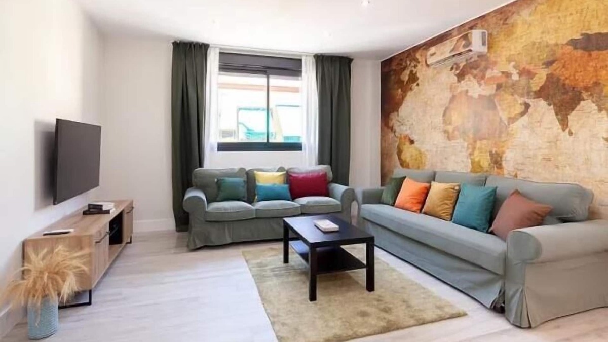 La Buhaira Apartment | Family suit 1 Luxe Nervión charms of Seville