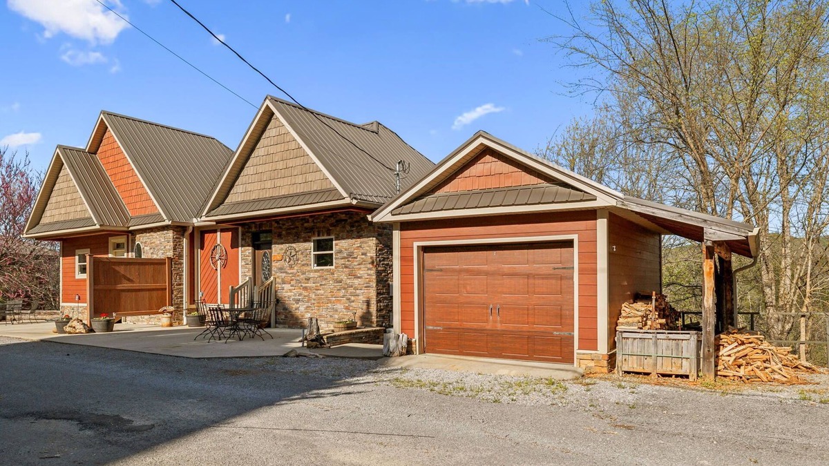 Smithville Condo | Family Suite - Walking Distance To Hidden Harbor Marina