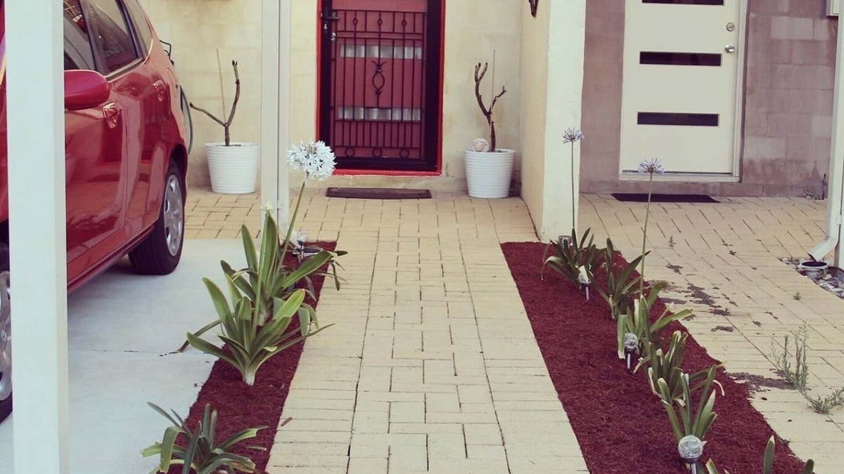 Langford House | FAMILY TOWNHOUSE-FREE NETFLIX - 15MINS TO PERTH CBD - 5% discount monthly stay