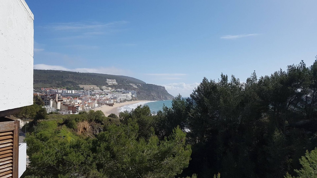 Sesimbra Villa | Family Vacation House With Swimming Pool, 25 M From The Beach