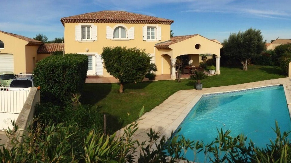 Sauvian Villa | Family villa with pool near sea