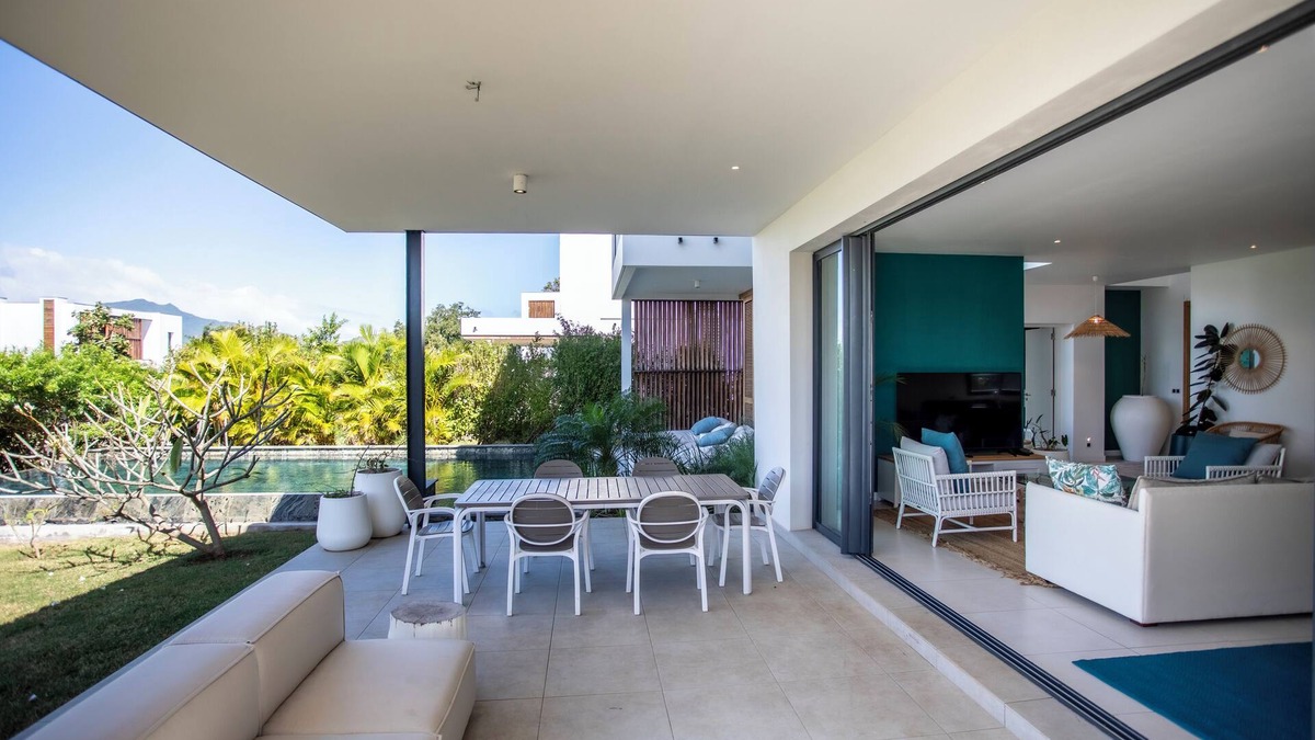 Tamarin House | Family villa with swimming pool