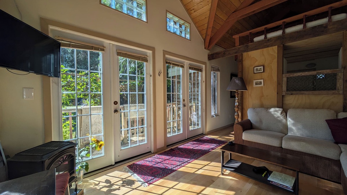 Point Roberts Cottage | Famous Serenity Lodge at Lily Point