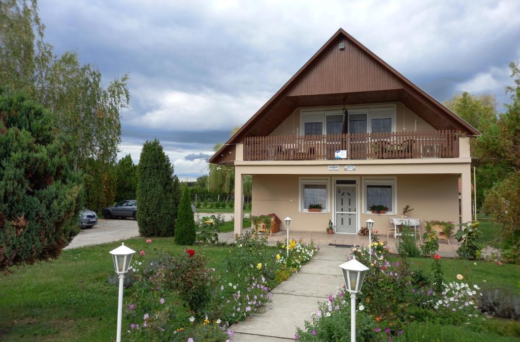 Debrecen House | Fancsika Vendégház
