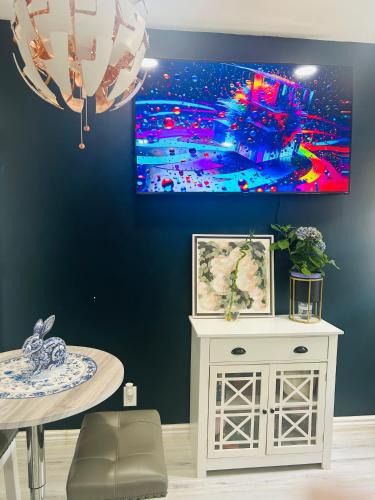 Selden Apartment | Fancy Studio Private Entrance