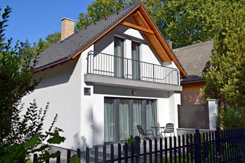 Gunaras House | Fanni Vendégház