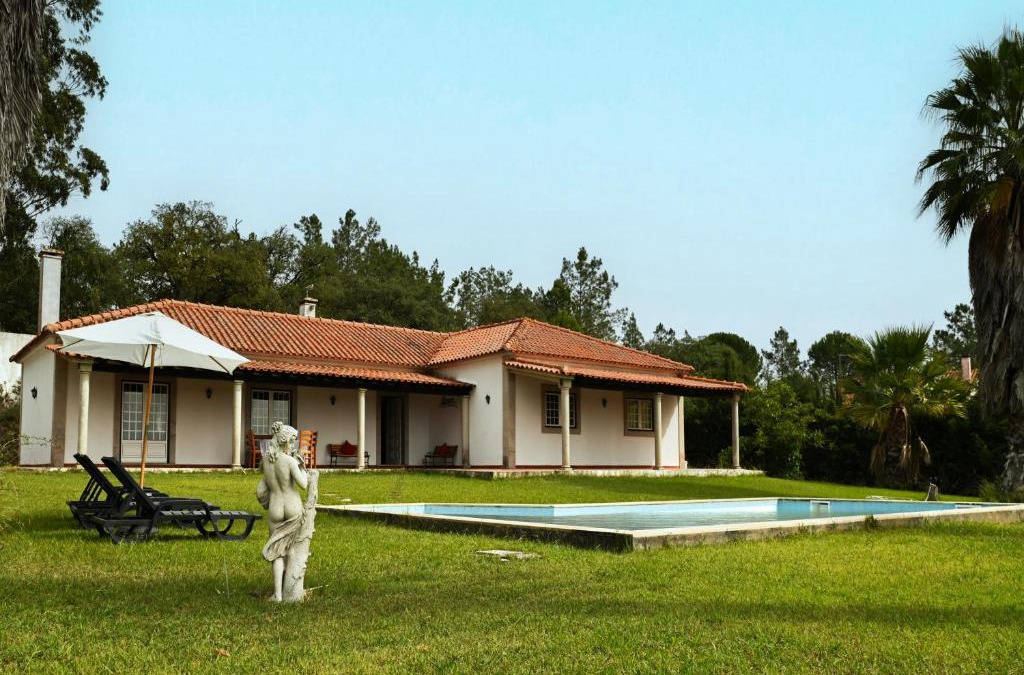 Santarem Villa | Fantástica Casa de Campo com Piscina perto de Lisboa