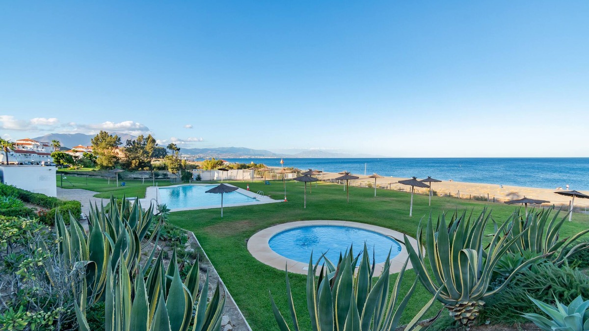 Puerto de la Duquesa House | Fantástica Casa Primera Línea de Playa - Aldea Beach 39