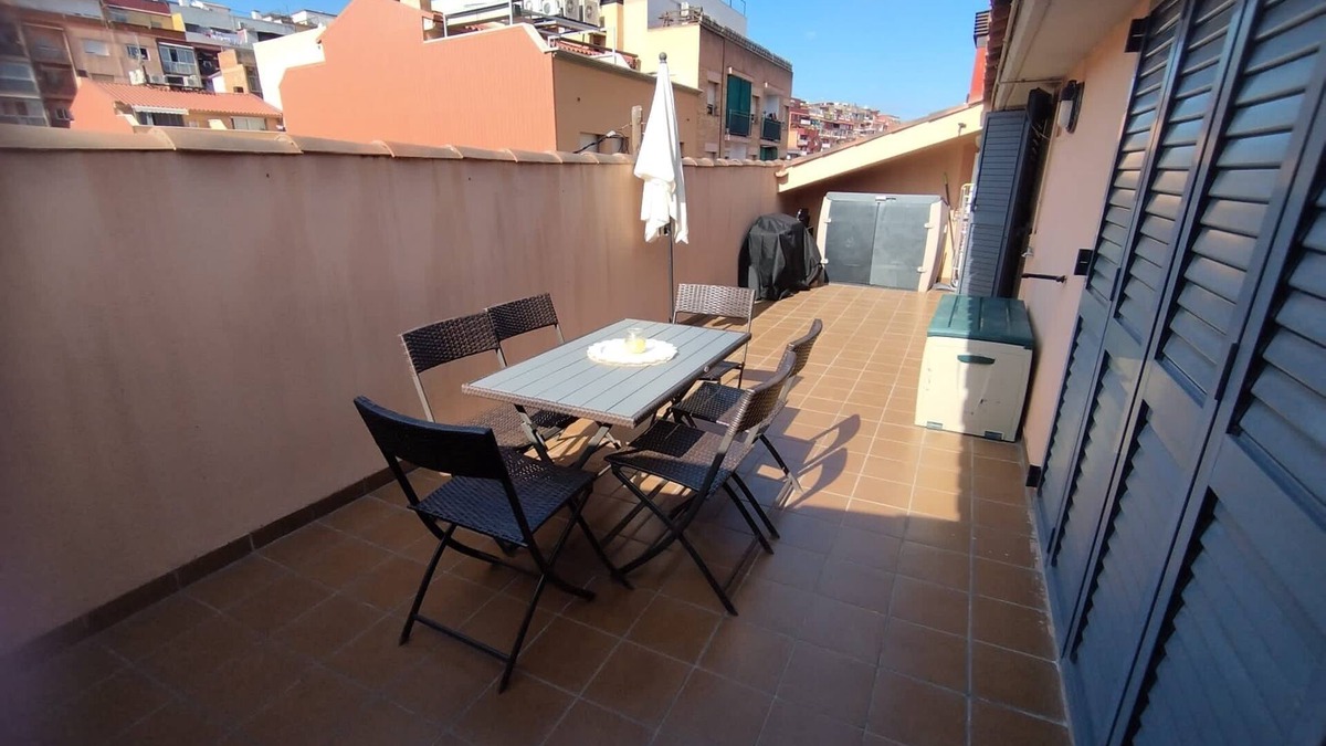 Ripollet Apartment | Fantástico Ático con Terrazas. Tranquilo e Ideal Para Familias