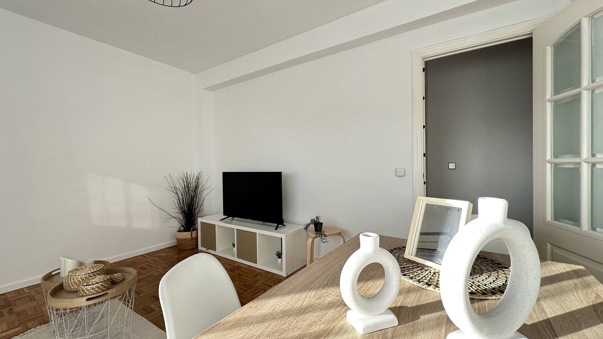 Villaverde Condo | ¡fantástico Apartamento de 3 Dormitorios a tan Solo 15 Minutos en Metro de Sol!