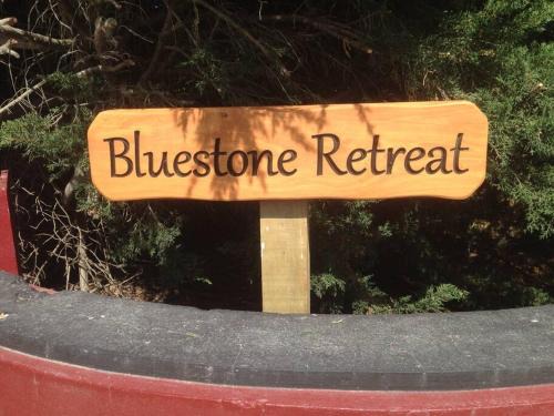 Leeston House | Fantail at Bluestone Retreat