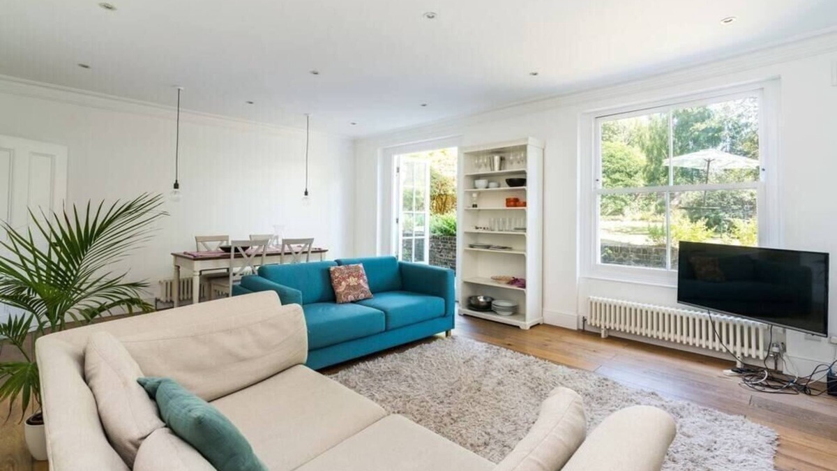 South Hampstead Condo | Fantastic 3 Bedroom Flat West Hampstead