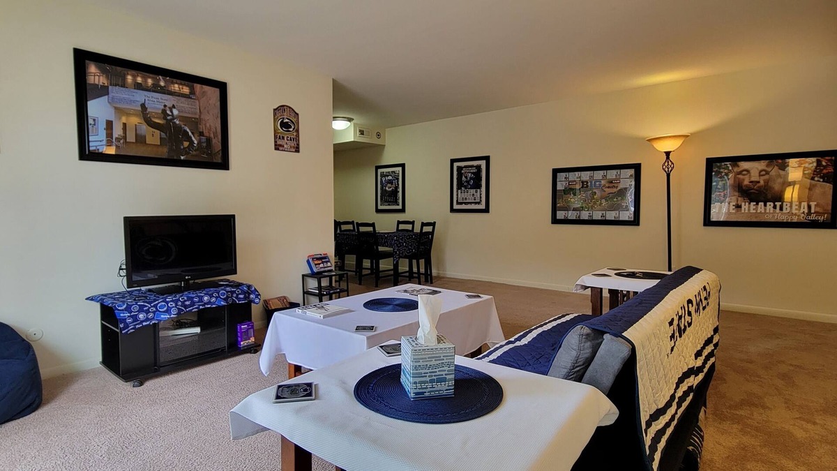 State College Apartment | Fantastic 3 Bedroom 2 Bathroom Nittany Lion's Den! Where Fandom Never Ends!