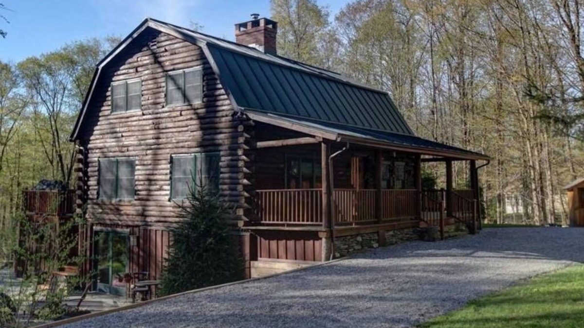 Monterey Cabin | Fantastic cottage in the Berkshire Mountains