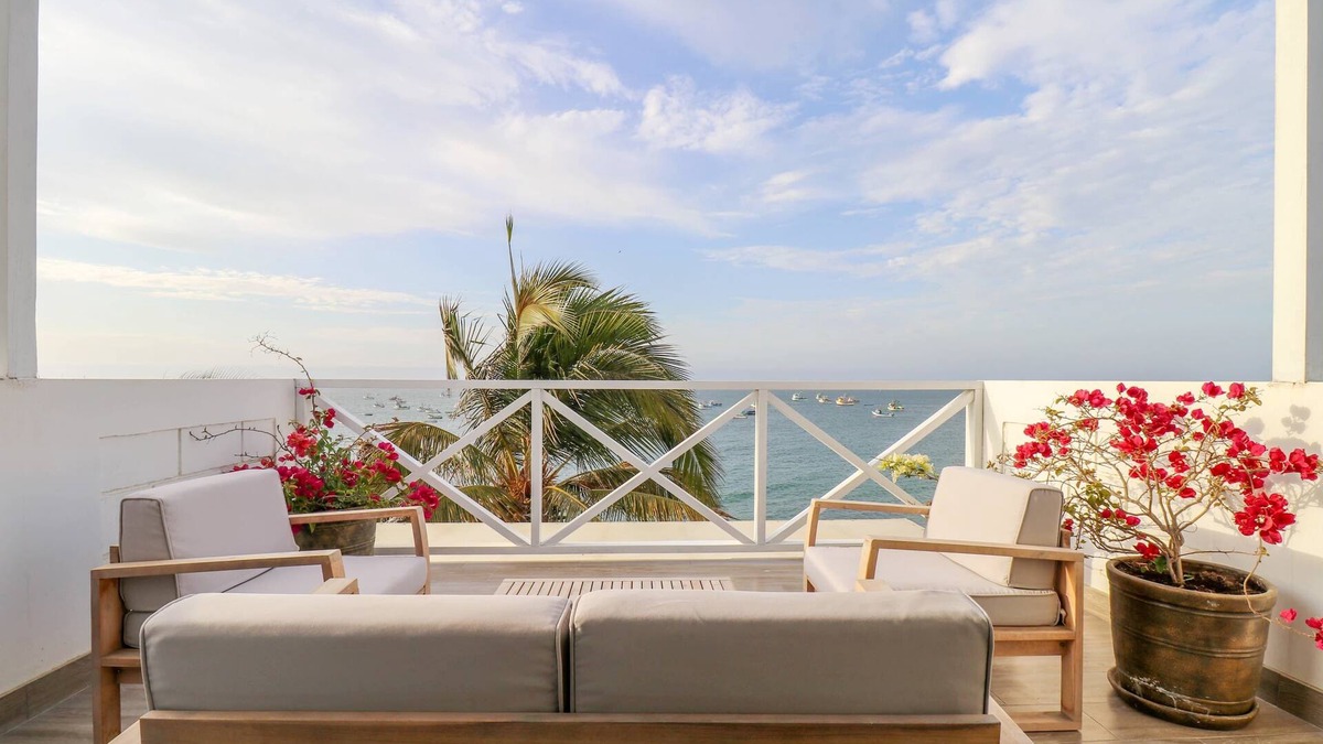 Las Pocitas Apartment | Fantastic Duplex with Spectacular Ocean View