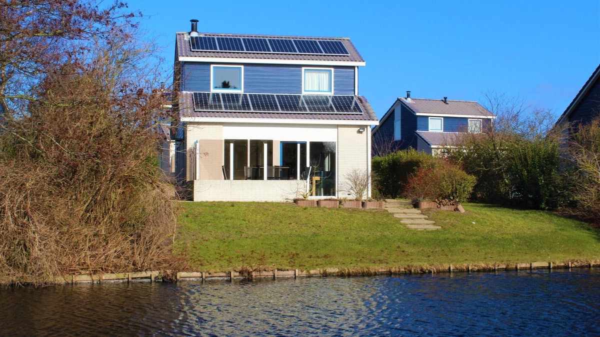 De Koog House | Fantastic location on the lake, Beach Park Texel, house 158