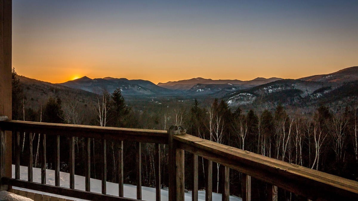 Bartlett Condo | Fantastic mountain views, sleeps 8, perfect for 1 or 2 families