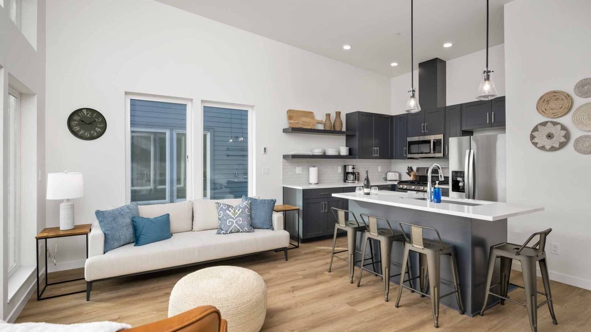 Lincoln City Condo | Fantastic Newly Constructed Ebb Street Loft, Large Deck w/Views, Short Walk to Beach, Food, & Fun