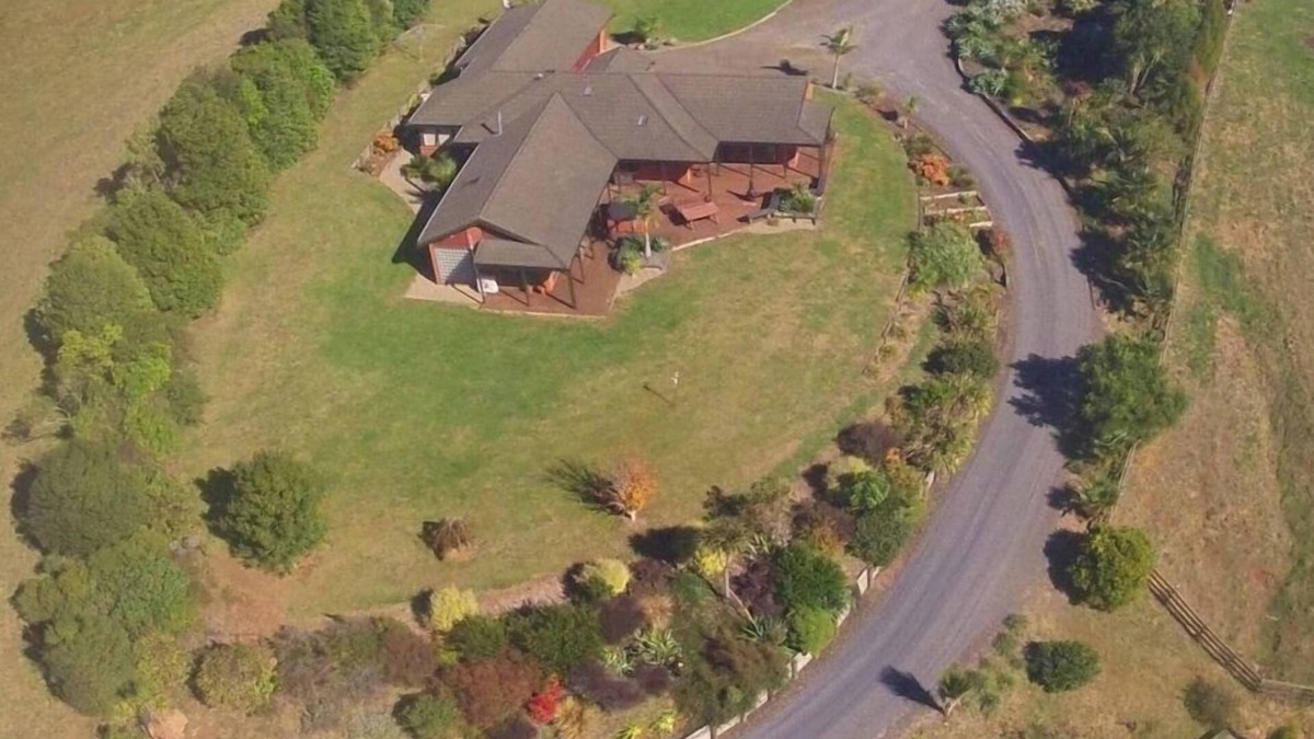 Bombay Other | Fantastic rural views farm house