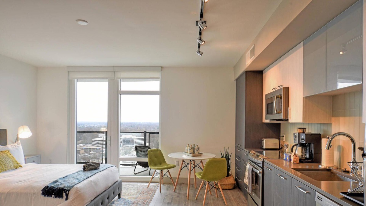 Tysons Apartment | Fantastic Studio in Tysons, Pool + Fitness Center