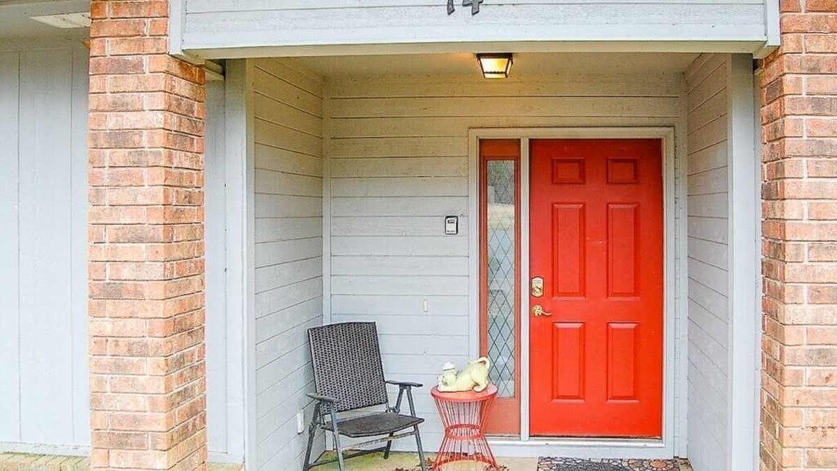 Hot Springs Village House | Fantastic townhome situated in the woods - Half mile from Cortez Golf Course