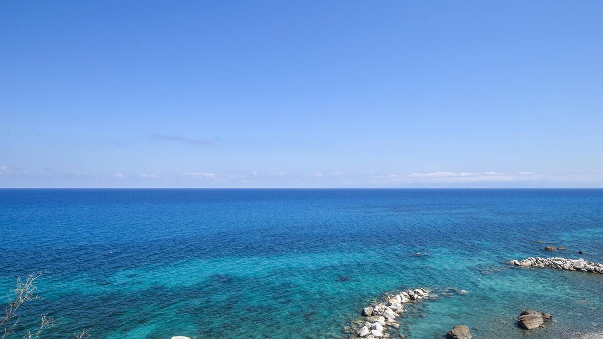 Montepaone Lido Apartment | Fantastic view and central location.