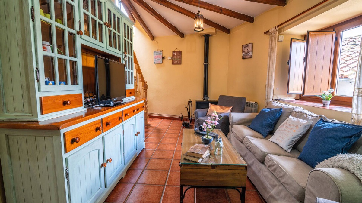 Fresnedo House | Fantastic Views Over The Mountains And Peaceful