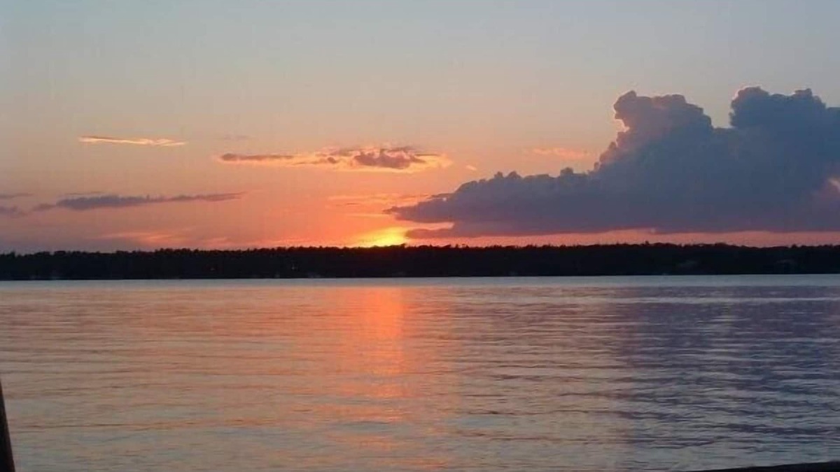 Dunsford Cottage | Fantastic Waterfront & Gorgeous Sunsets - Bobcaygeon - Kawartha Lakes