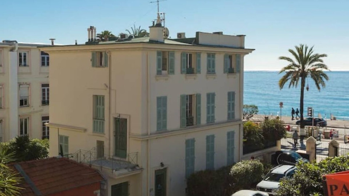 Les Baumettes Apartment | Fantastique Appartement Lumineux, sur la Promenade, en Face de la mer