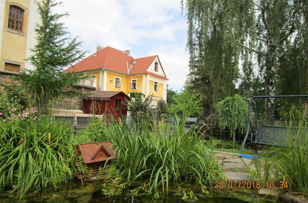 Choustnikovo Hradiste House | Fara Choustníkovo Hradiště