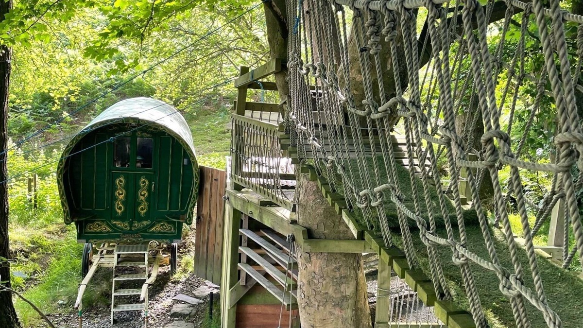 Graigfechan Cabin | Faraway Follies
