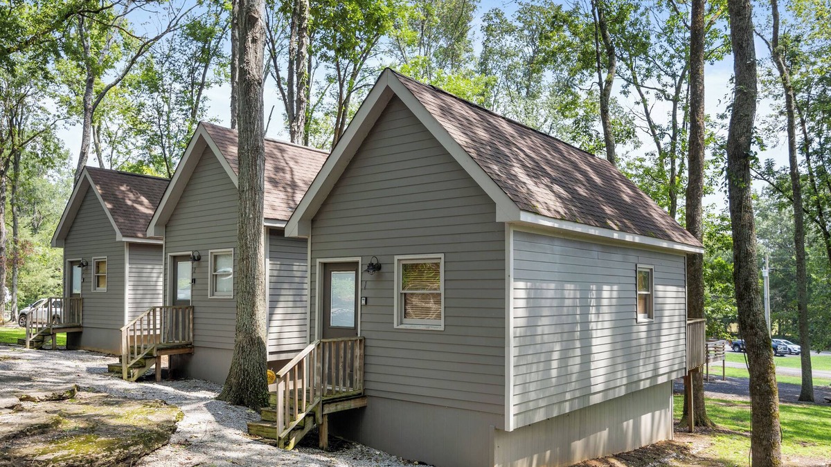 Mount Juliet Cabin | Farm Cabin 3, Sleeps 4, on 180 Acre Farm near Nashville- Wedding/Events Welcome