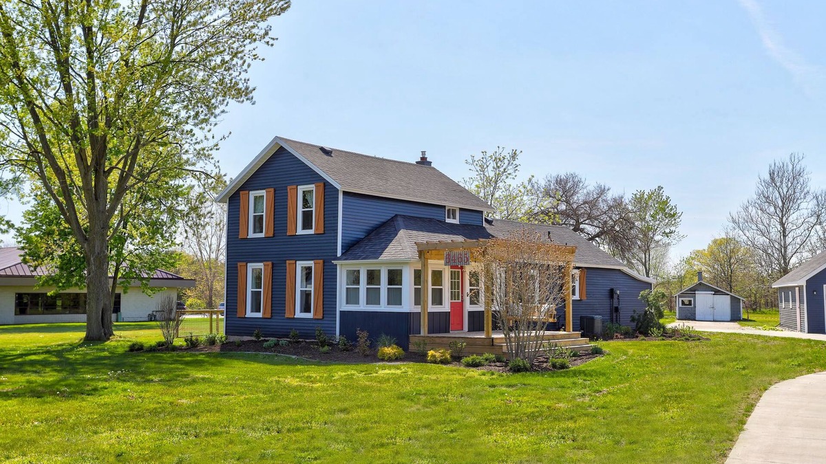 Hudsonville House | Farm House