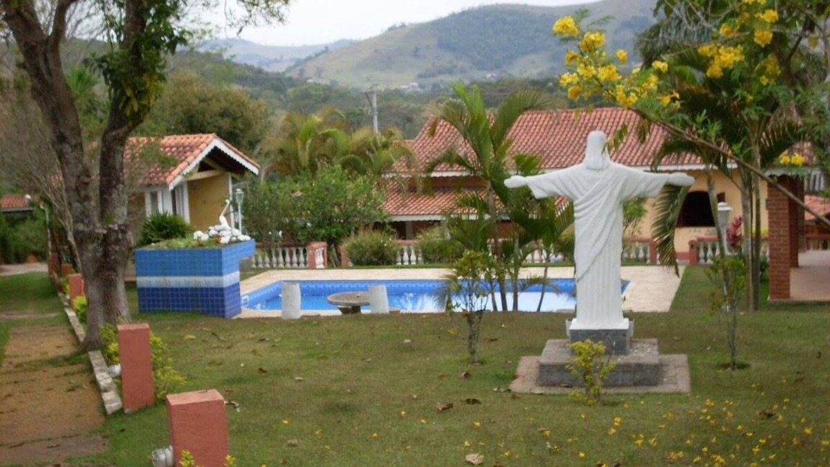 Bairro Canedos House | Farm of Violets