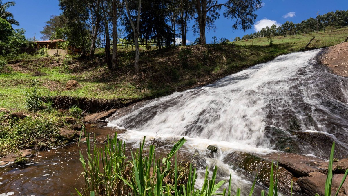 Paraisopolis House | Farm with waterfall, in Serra da Mantiqueira south MG
