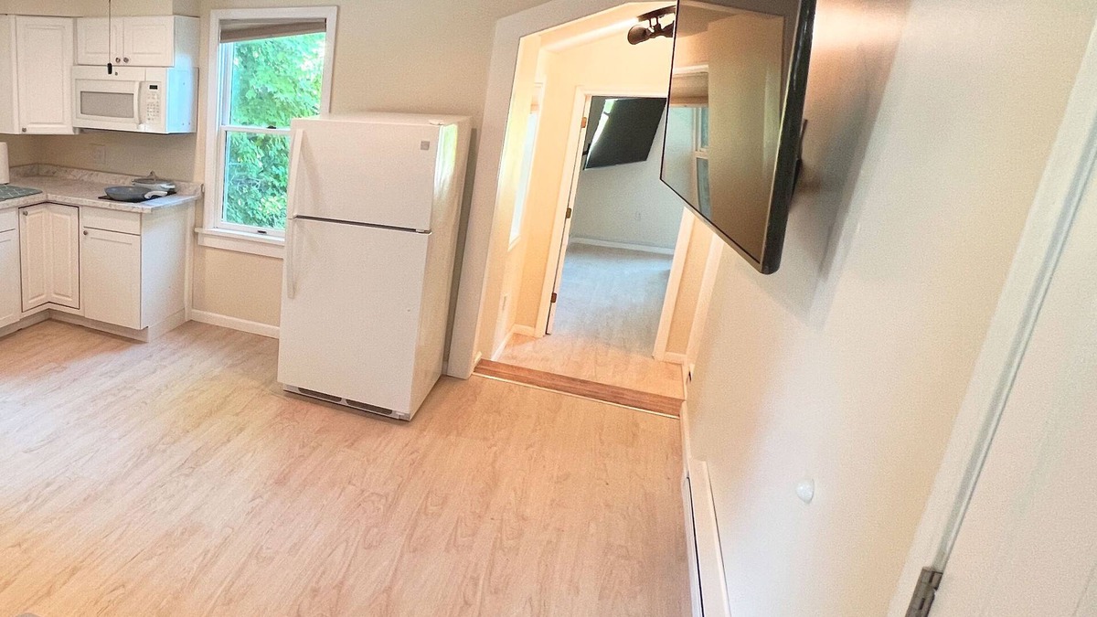 Potsdam Apartment | Farm1 - Near Clarkson, SLU, SUNYs. Modern Apt in Country Setting