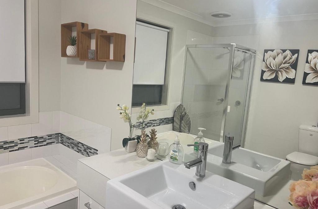 Pakenham House | Farmdale road