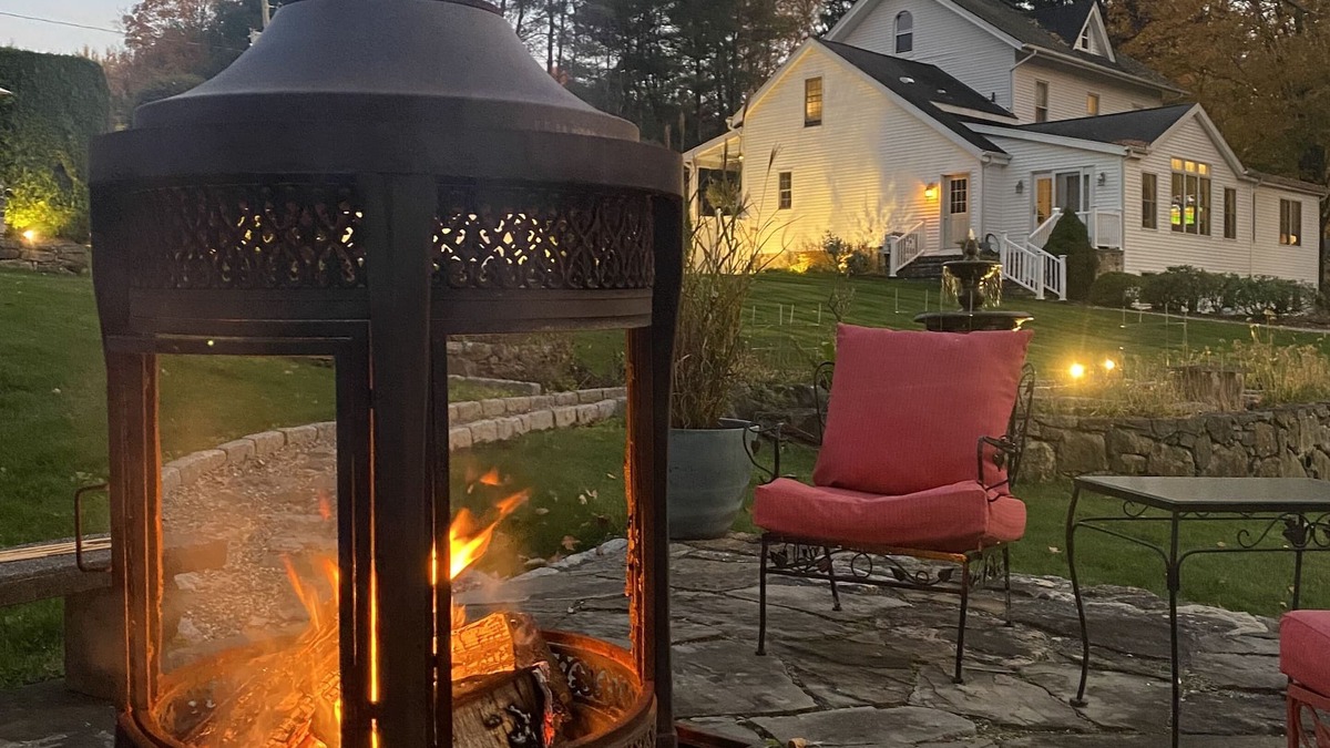 New Fairfield Apartment | Farmhouse apartment on beautiful grounds. 2 mi. to Candlewood Lake