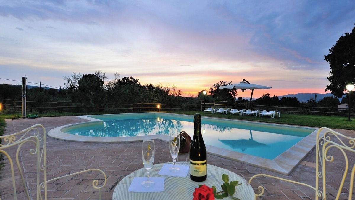 Giano dell'Umbria Other | Farmhouse 'Casale Storico Xvii Sec - Tulipano' with Mountain View and Shared Pool