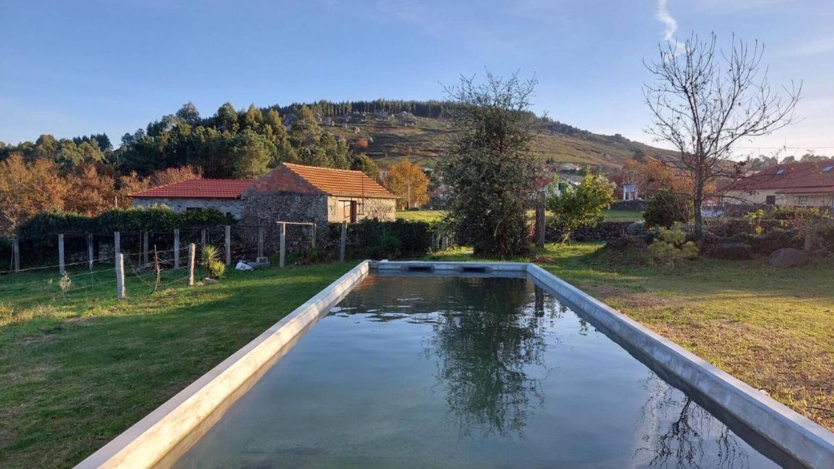 Paredes de Coura Other | Farmhouse 'Casa Do Cruzeiro' with Mountain View, Private Pool and Wi-Fi