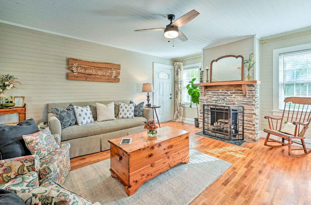 Browns Summit House | Farmhouse Cottage on 10 Acres Trails On-Site