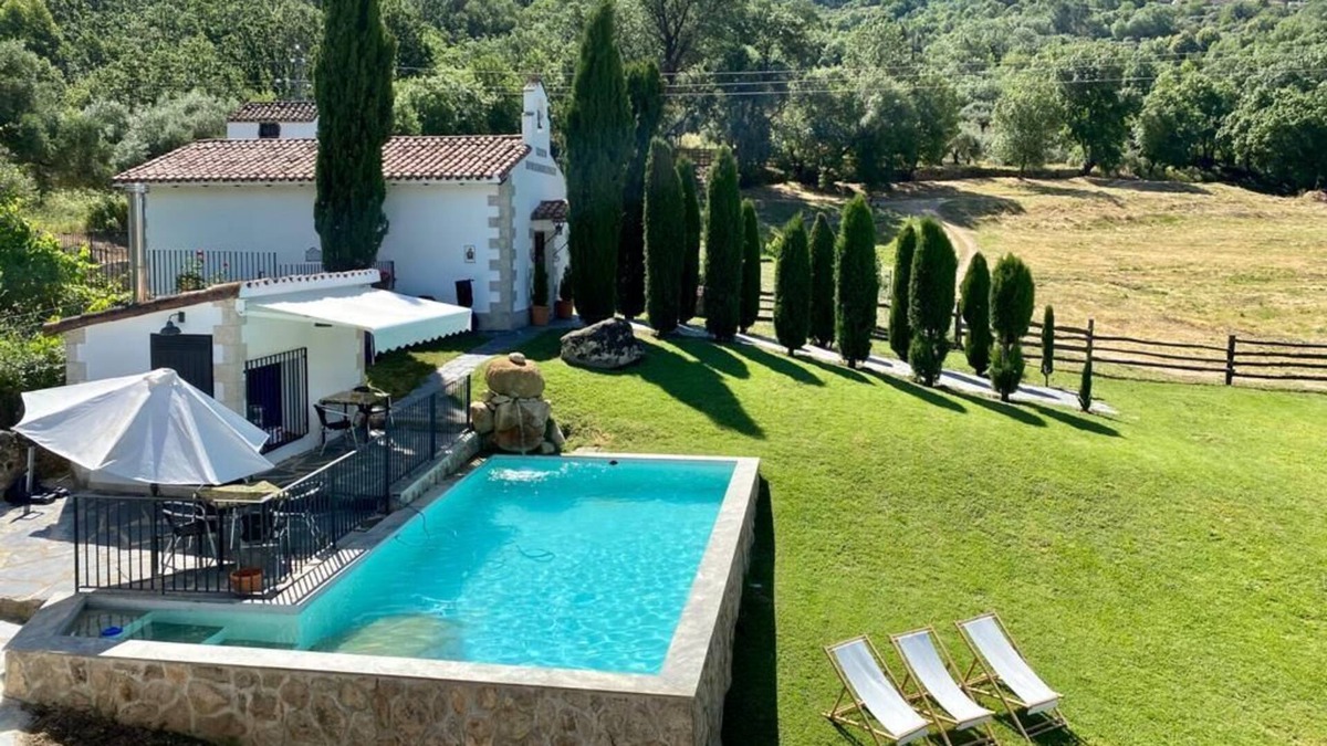 La Higuera Cottage | Farmhouse Finca El Aguilojo in Mombeltrán (Valle del Tiétar, Ávila)